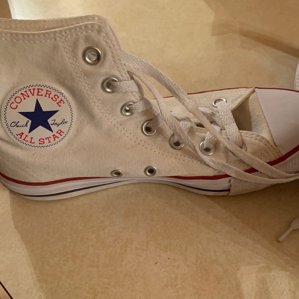 White high top converse - Picture 4 of 4